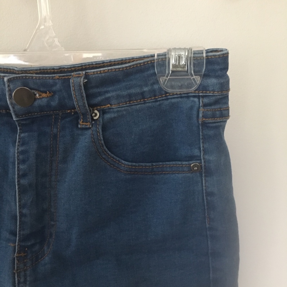 Forever 21 Dark Wash Jean Shorts